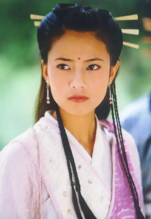 高圆圆 - 周芷若