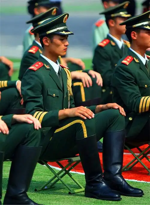 仪仗队 帅兵哥 军靴情-2