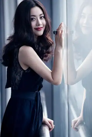 《红箭》北京开播 原雨变身京剧名伶惊艳开唱