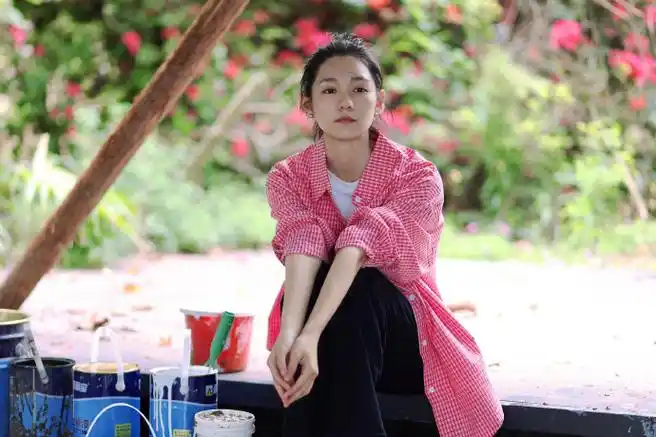 段奥娟超话[小风车]#卷的日常#    祝大朋友和小朋友们儿童节快乐!