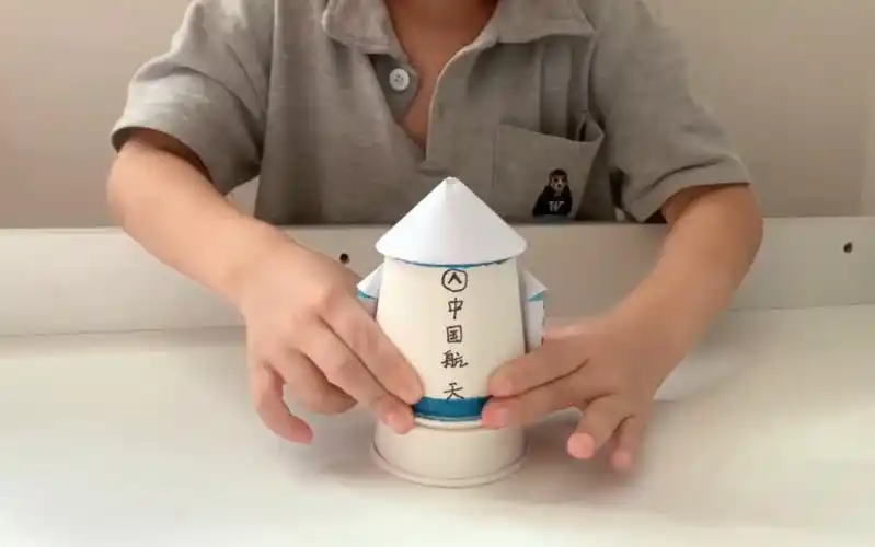 纸杯火箭发射器用一次性纸杯做一个可发射的手工火箭,简单又好玩快来