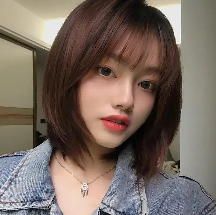 小个子女生别留"黑长直",今年最流行的4种短发,既显高又瘦脸