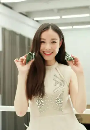 嗜肉如命的倪妮三个月瘦身20斤,公开减肥食谱,每天都吃这些_女明星