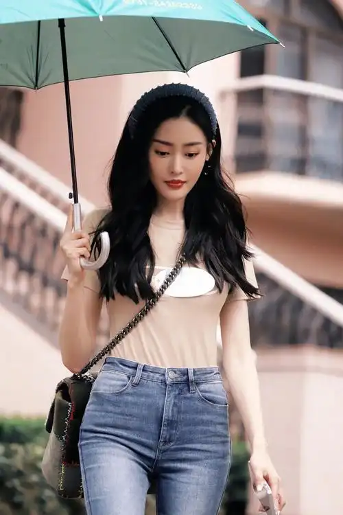 《浪姐3》未播先火,张天爱穿牛仔裤化身九头身美女,瘦得过分了