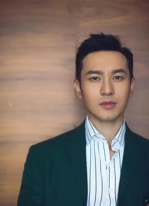 黄晓明近照消瘦太沧桑发际线秃成地中海脑门发亮老了20岁