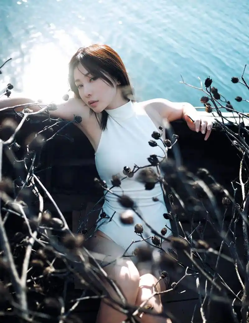 柳岩-野外写真图片分享