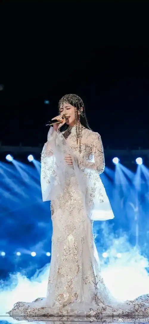 邓紫棋iamgloria世界巡回演唱会##邓紫棋2024动员人次最多华语女歌手