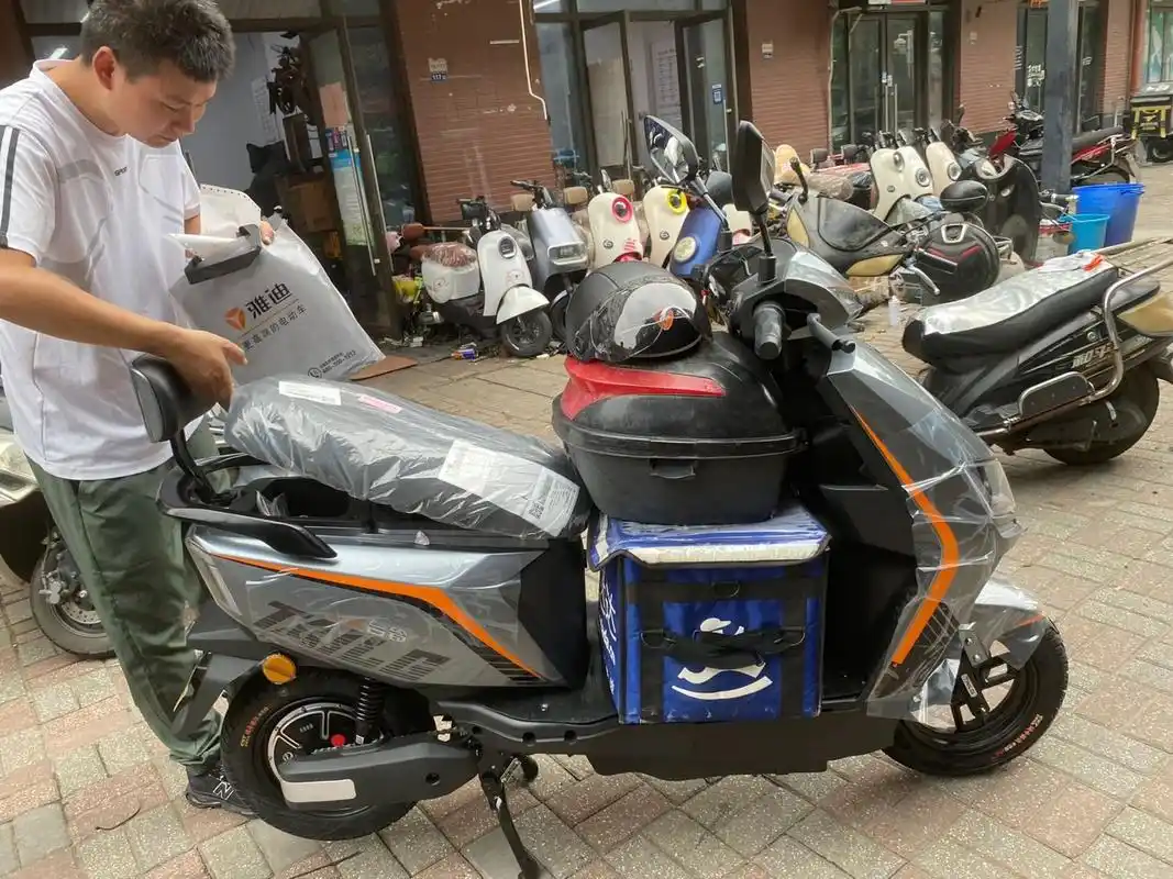 72v32a台铃新国标大劲鹰特价秒杀3599元 72v32a超威石墨烯电池.