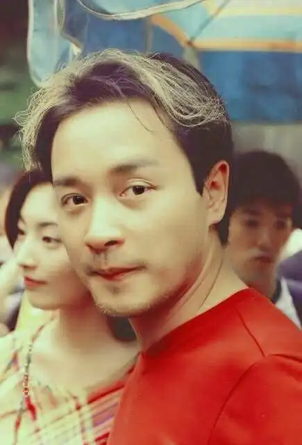 张国荣香港足迹荃湾南丰纱厂有限公司厂房星月童话开镜礼