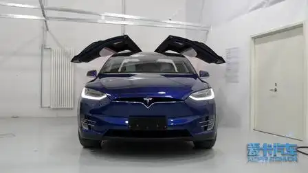特斯拉model x 开门方式展示