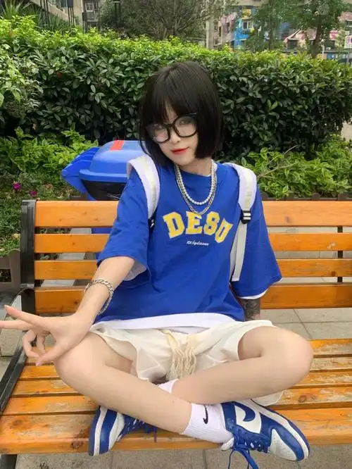 淦!97是谁2022还没有拥有克莱因蓝的!显白程度人尽皆知的好嘛!