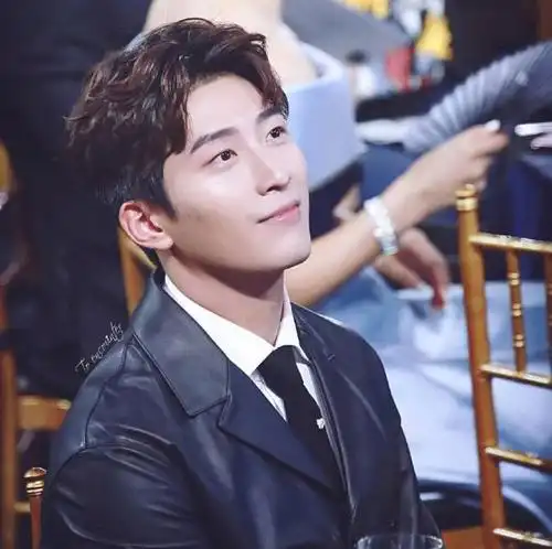 窦骁参加《声临其境》多才多艺,会说各国"英语"惟妙惟肖