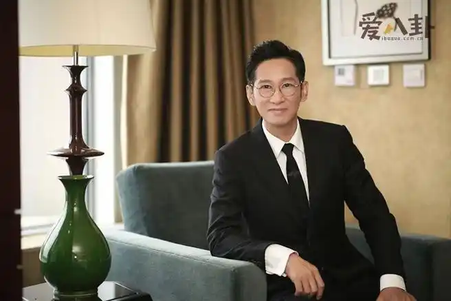 刘敏涛老公是王劲松吗两人私下关系大公开