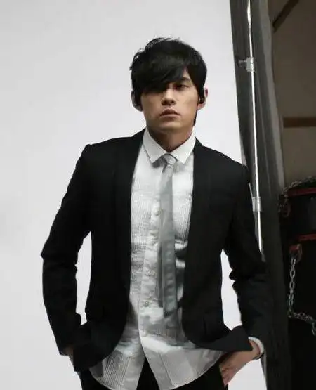 惊艳 华丽 奇迹---细数周杰伦出道十年-教育银幕