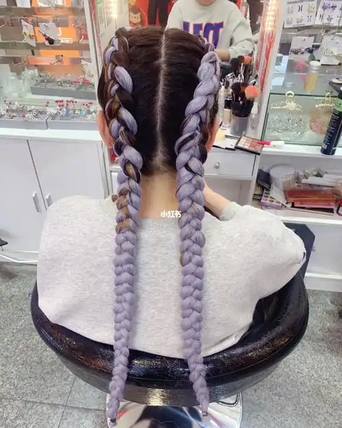 编发  #减龄拳击辫  #美式脏辫  #编发教程    烟灰色拳击辫08.