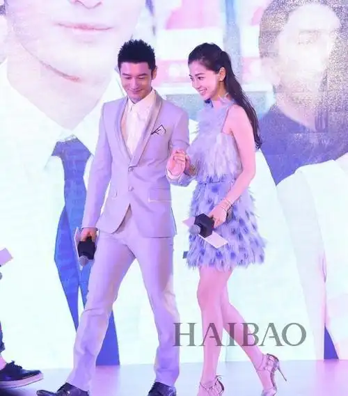 落寞了!杨颖参加亲子活动满身大牌,穿衣时髦却遭学生家长无视