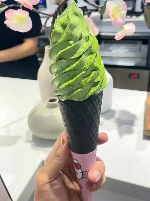 绿油油的抹茶冰淇淋