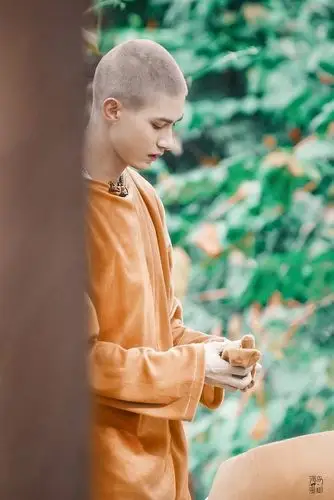 我会放一些我很喜欢的米卡帅美乖照多图预警