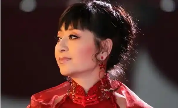 回顾国家一级演员殷秀梅42岁再婚嫁法国贵族今无儿无女成遗憾