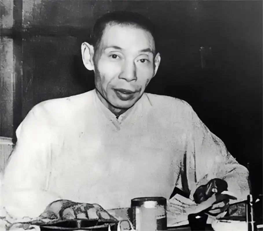 杜月笙找人算命,只因十四字而定终生,一起来看是怎么回事(二)