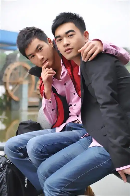 两个男人在一起,究竟为了什么