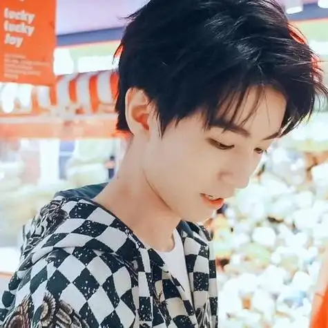 王俊凯图片2021最新头像 头像图片大全 -【爱个性】