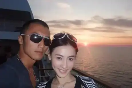 如今才明白谢霆锋对张柏芝不是喜欢而是深爱