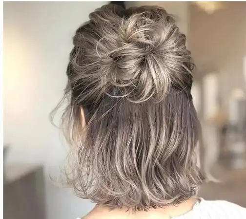 中长发女生半扎发式发型 半扎发丸子头最迷人(2)