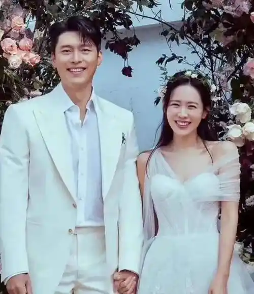 孙艺珍晒自己童年照为儿子庆生,母子重叠,网友猜长得更妈妈_玄彬_豆子