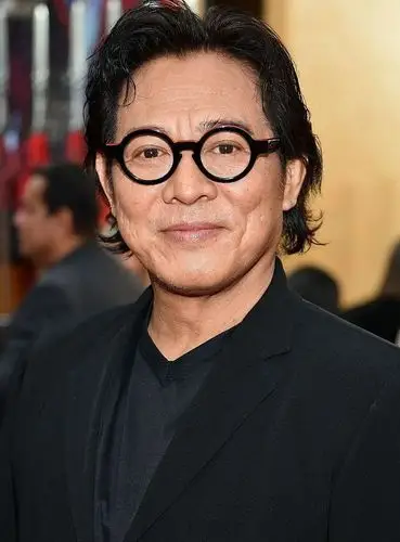 李连杰罕晒家庭照59岁利智露面惹刷屏一脸老态啥情况