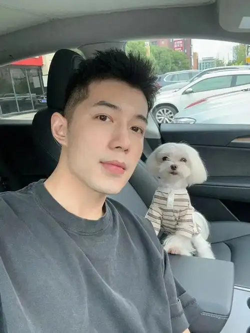 男生过了30岁,剪这些短发型很不错,轻熟帅气