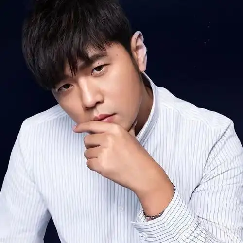 周杰伦头像图片