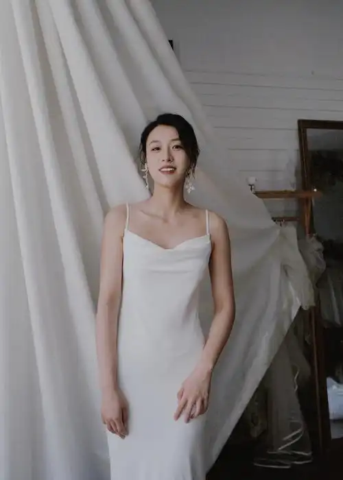 笑起来特像江语晨的姑娘