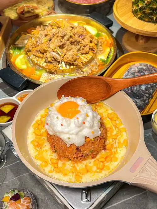 重庆超可爱烤肉店7515ins同款云朵芝士蛋炒饭7815