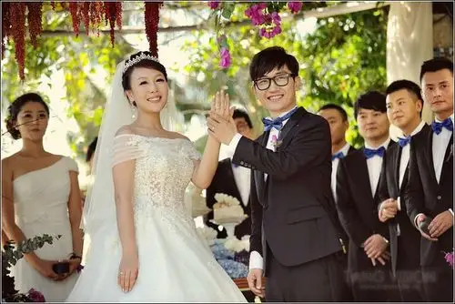 金志文   金兰 … 三亚大婚! tang vision