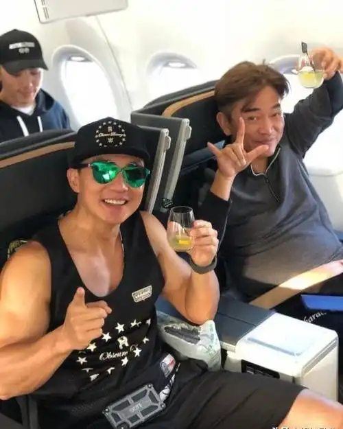 刘畊宏台湾古早男团成员娶环球小姐为妻跟周杰伦是知己