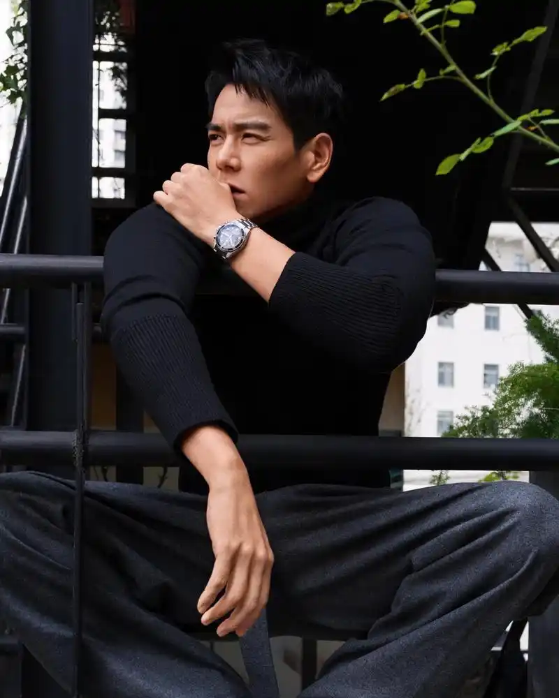 吴彦祖,彭于晏,已经不是一个人名,而是是型男的代名词了,这组彭于晏