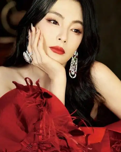 从长江七号到美人鱼张雨绮在大荧幕上的表现力始终不俗魅力不减