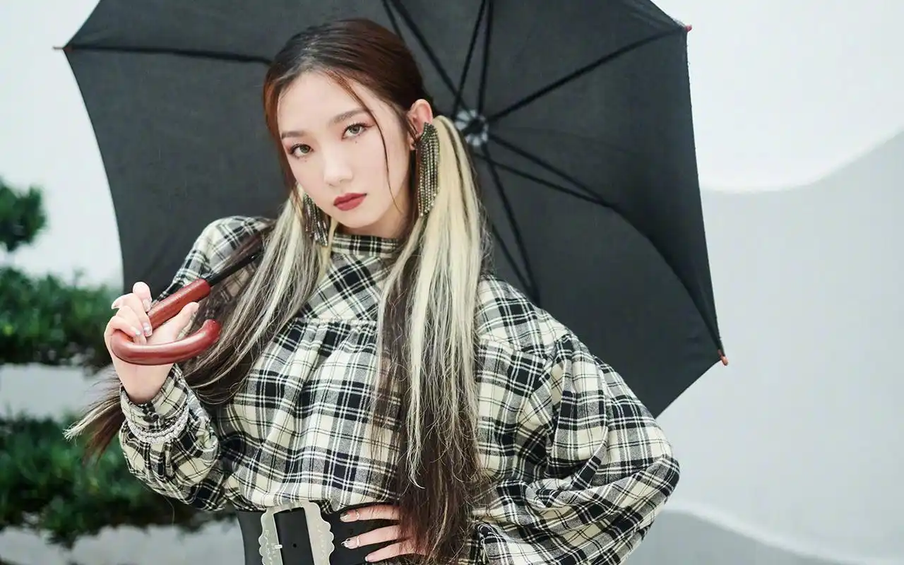 西北圈小公主旧病复发林雨申成年人的破防瞬间孟美岐转移视线