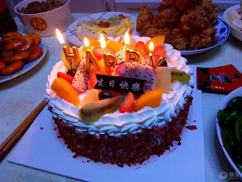 【生日晚餐】 乐乐的生日晚餐