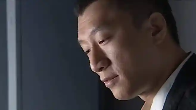 征服:刘华强小时候家里穷被欺负,明白了只有靠拳头才能出头-影视综