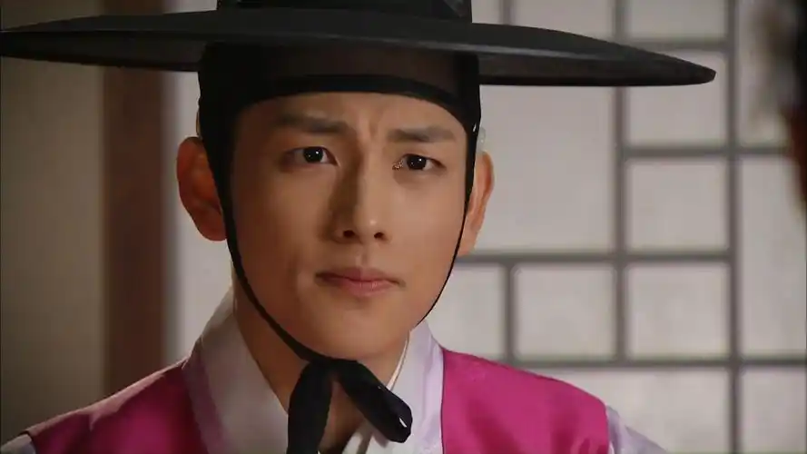 金秀贤《拥抱太阳的月亮》韩语 4-08