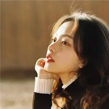 女生2021唯美好看侧面头像侧脸带着淡淡的忧伤与厌世qq头像qq