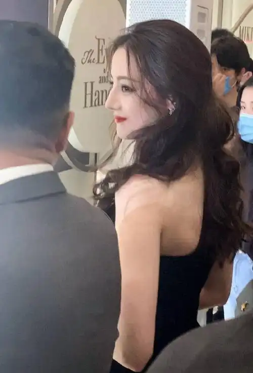 陆剧女星「无修生图美照」3:迪丽热巴