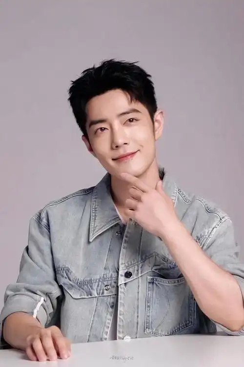 肖战最新照片,战战和牛仔衣适配度好高,太帅了