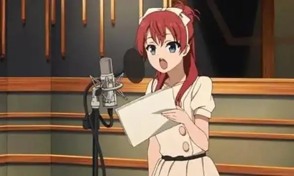 在给动画配音时,你的声音要跟整部片子的声音环境相协调,就像喜剧就要