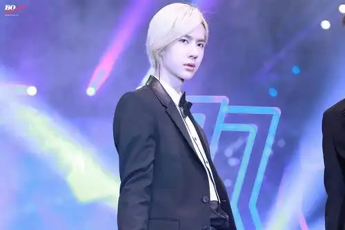 大方自炒17岁的王一博白牡丹多图流量慎点