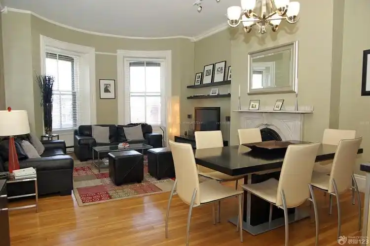 现代混搭风格客厅与餐厅隔断图片_装信通网效果图