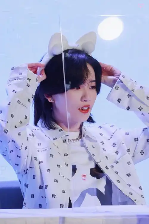 陆柯燃21g线下签售会