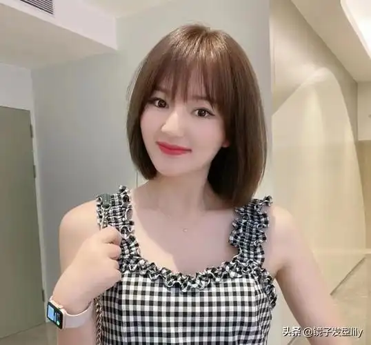 长波波头发型图片女(当下流行发型图片)(10)